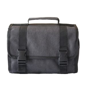 Trousse de toilette randonnée robuste