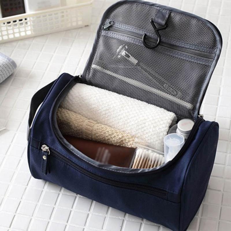 trousse de toilette homme résistante et facile à transporter