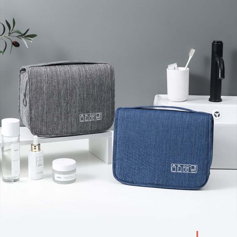 organisateur de toilette homme dépliant