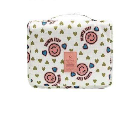 Organisation produits beauté avec la Trousse de toilette femme