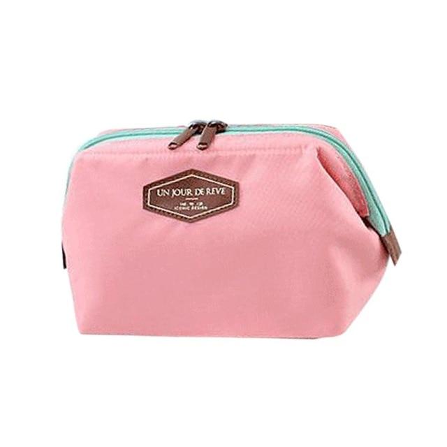 trousse de toilette femme jolie
