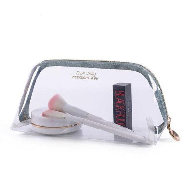Trousse de toilette moderne transparente