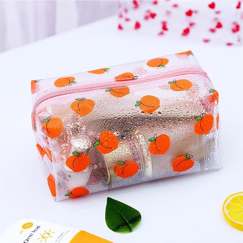 organisateur de produits dans une trousse fruits