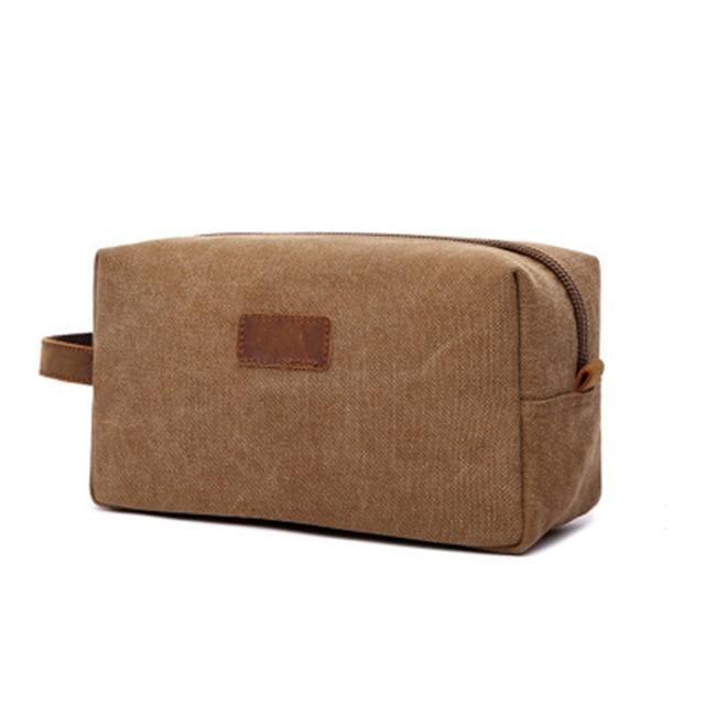 Trousse de toilette homme en situation