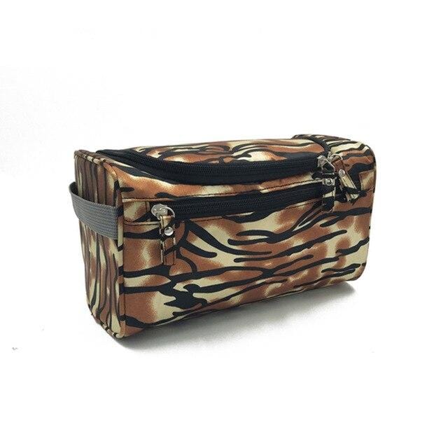 design coloré pour trousse de toilette homme