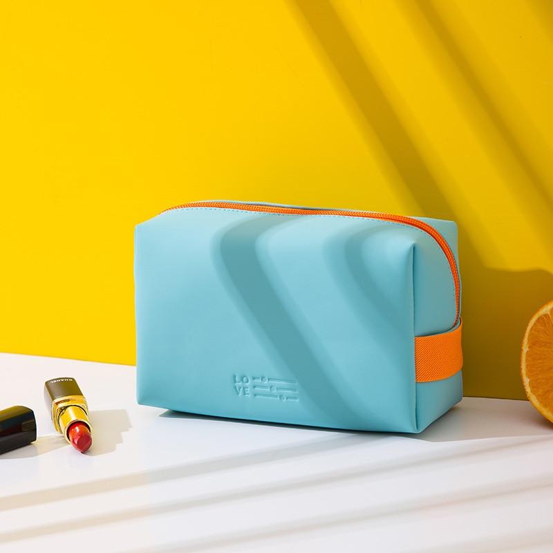 Trousse de toilette minimaliste