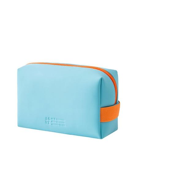 Trousse de toilette homme et femme