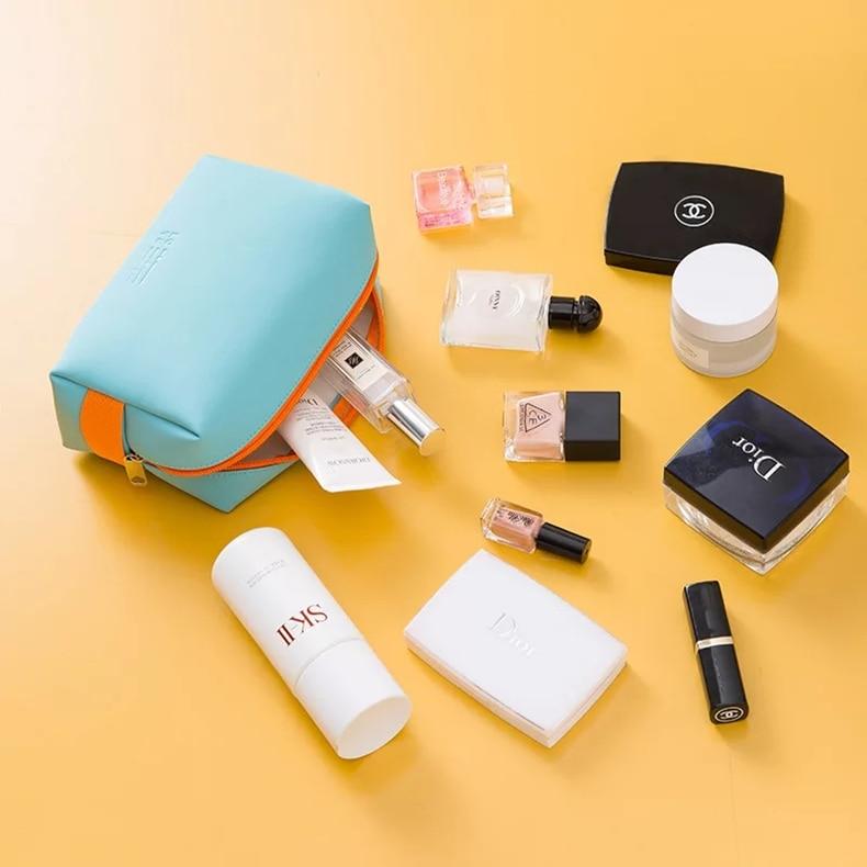 Trousse de toilette pratique pour voyage