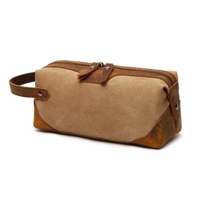 petite trousse de toilette en cuir