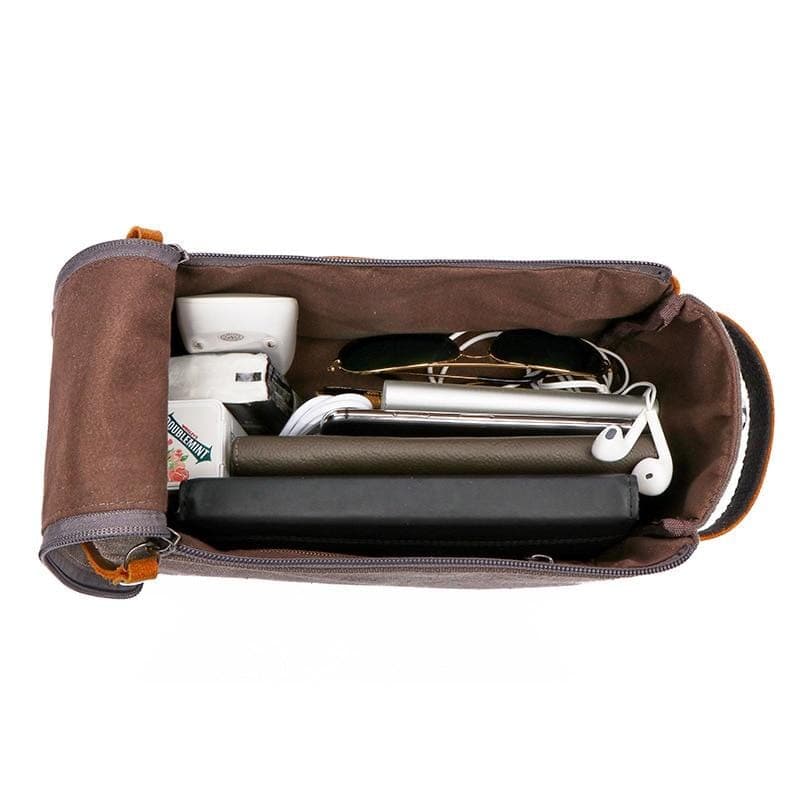 Trousse de toilette élégante en cuir
