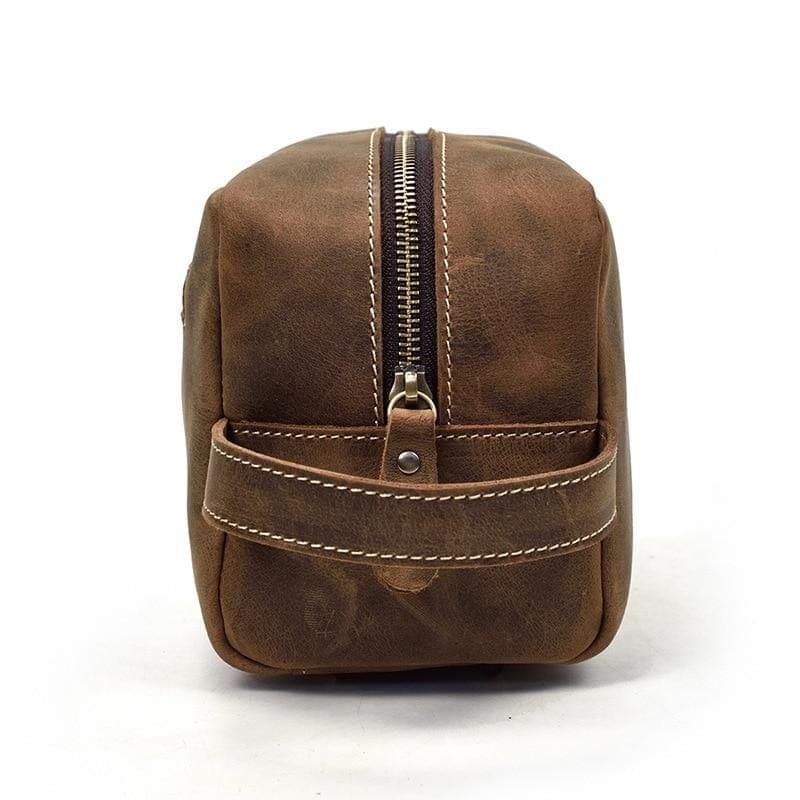trousse de toilette en cuir avec tâches naturelles