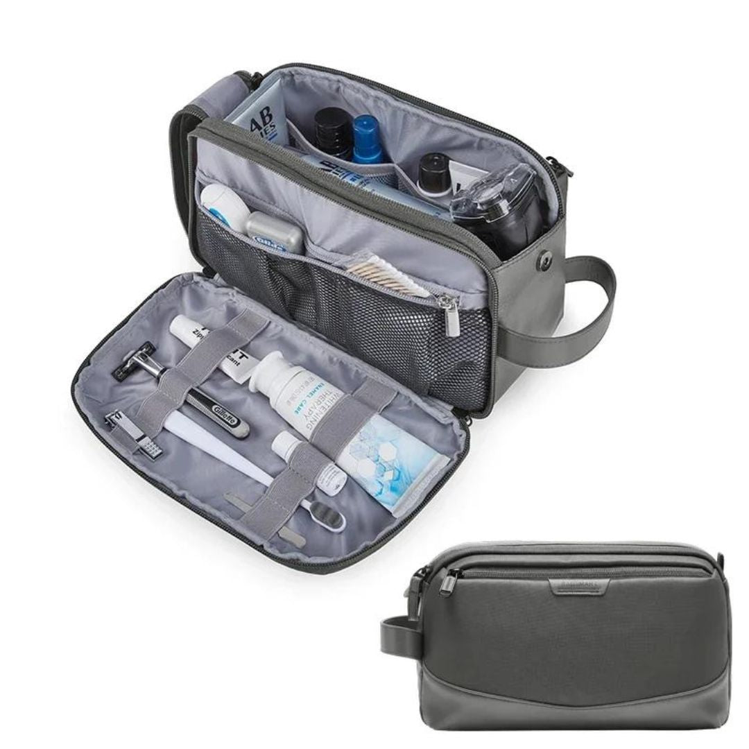 Compartiments spacieux de la Trousse de toilette
