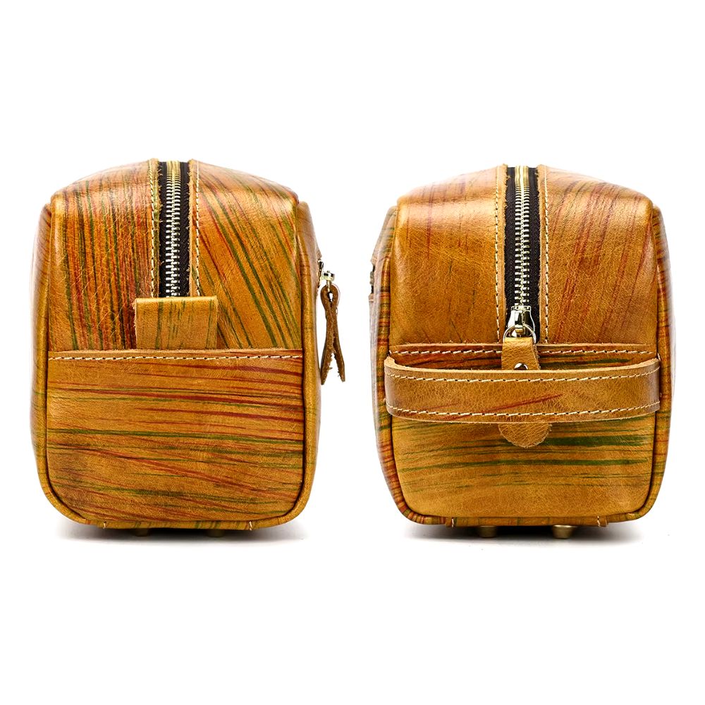 Trousse de toilette en cuir avec finitions en laiton