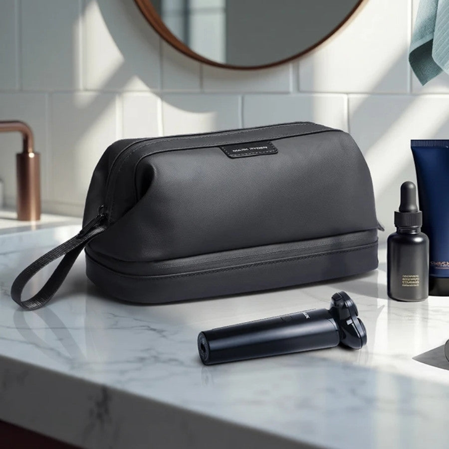 Trousse de toilette résistante homme