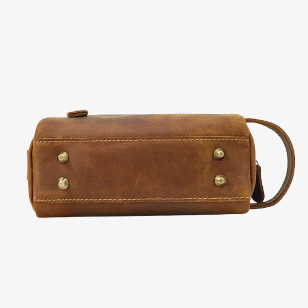 Trousse de toilette pour homme en voyage